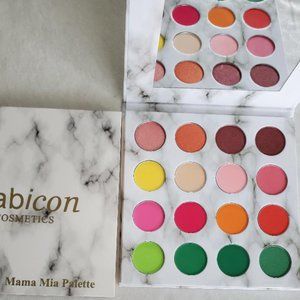 Mama Mia Eyeshadow Palette